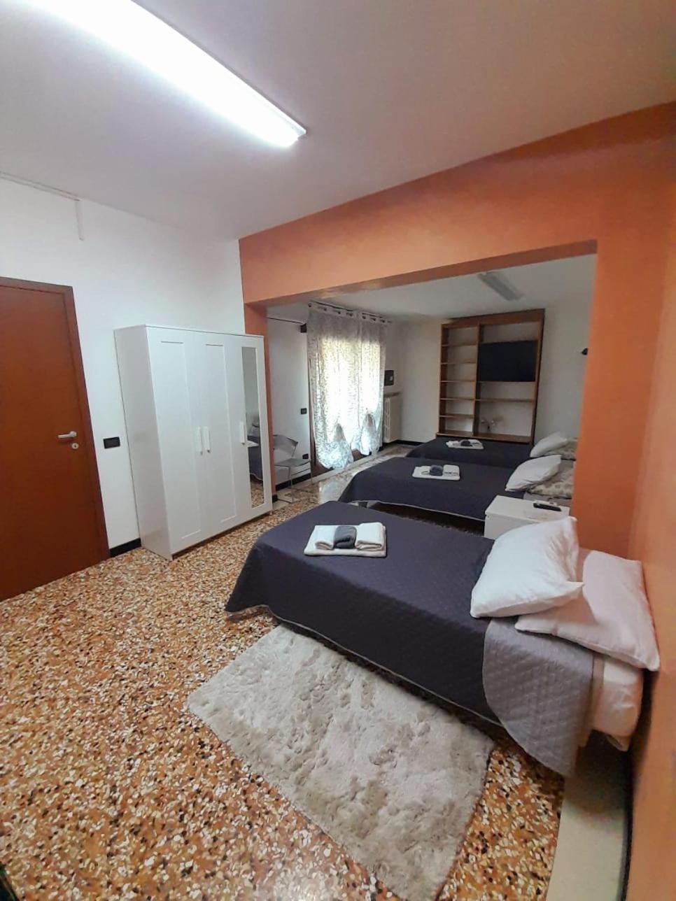 Sweet House Hotel Solesino Buitenkant foto