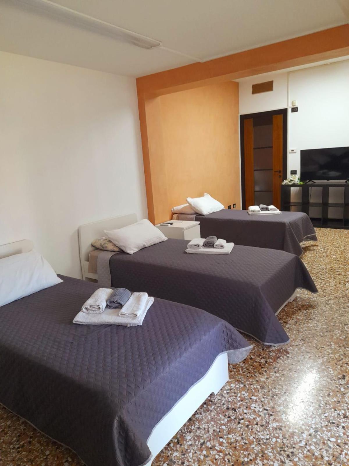 Sweet House Hotel Solesino Buitenkant foto